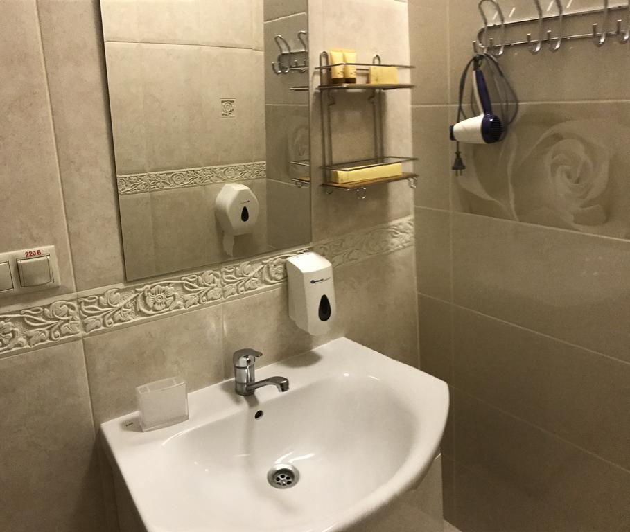 Aparthotel Na Dobu Λβιβ Εξωτερικό φωτογραφία