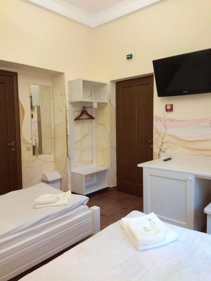 Aparthotel Na Dobu Λβιβ Εξωτερικό φωτογραφία
