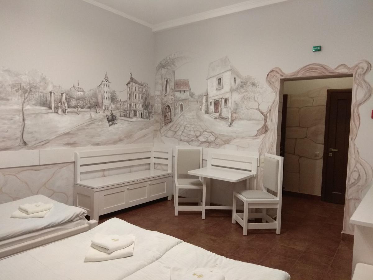 Aparthotel Na Dobu Λβιβ Εξωτερικό φωτογραφία